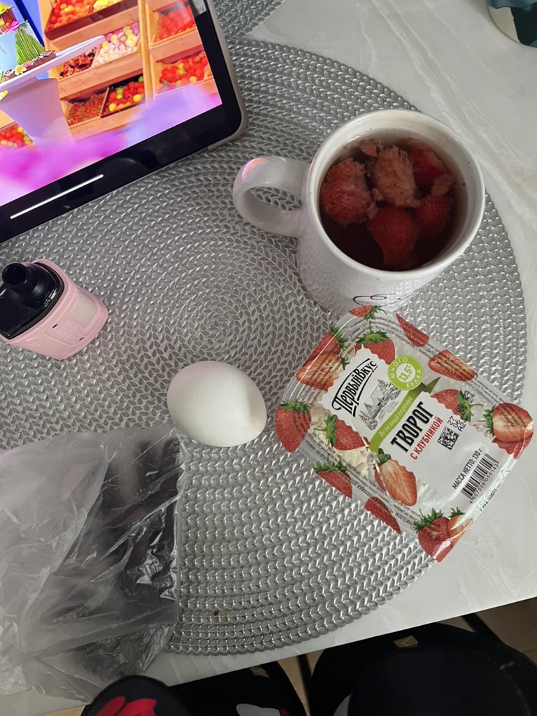 smashed_jv's tweet photo. вчера #рпп https://t.co/V1oRlq6rRC