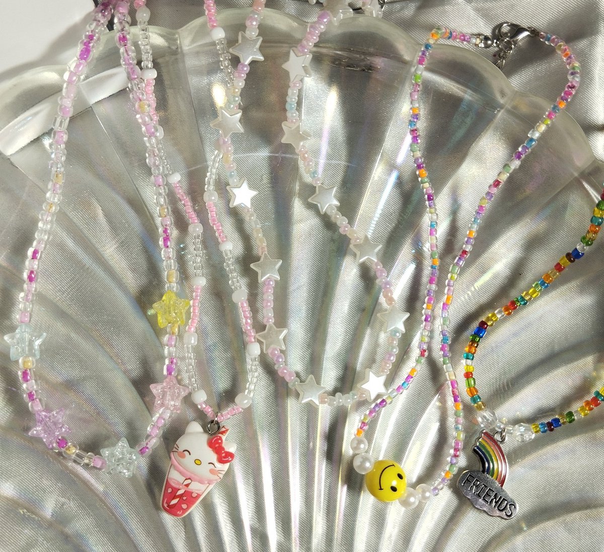 BeSendto's tweet image. Sale 💸 15 บาททุกเส้น 📌

- ค่าส่ง 30/40 กี่เส้นก็ได้ 
ขอดูหรือสอบถามเพิ่มเติมได้ค่า   

#สร้อยลูกปัด #สร้อยคอ #สร้อยคอลูกปัด #สร้อยข้อมือ #กําไลลูกปัด #เครื่องประดับ #ส่งต่อ #กำไลข้อมือ #ลูกปัด #กำไล #สร้อย