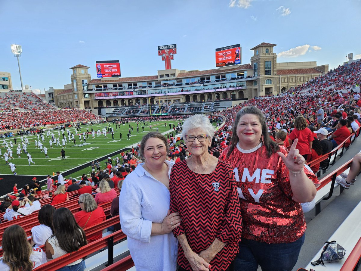 RaiderJayma's tweet image. Well, we will take that win, I guess... #WreckEm #barely