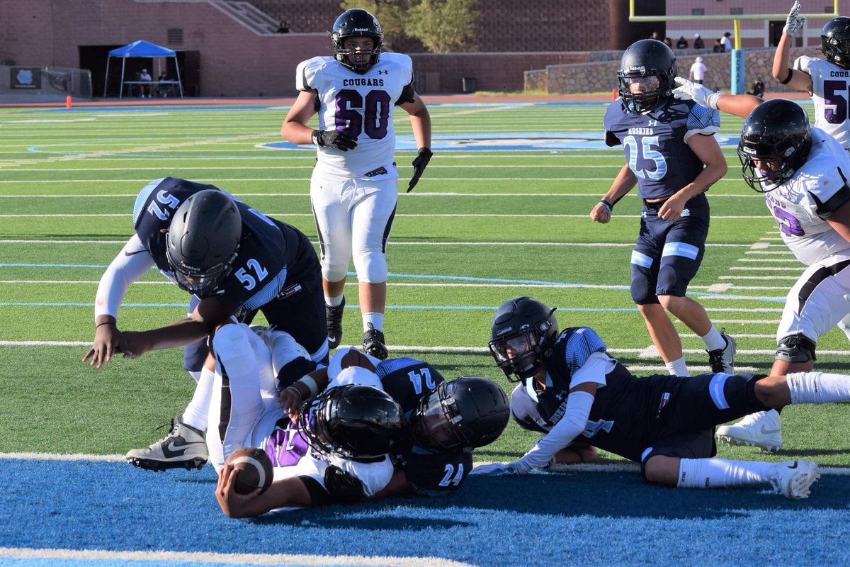 Freshman #FranklinCougars Vs #ChapinHuskies
29-28 for the win!