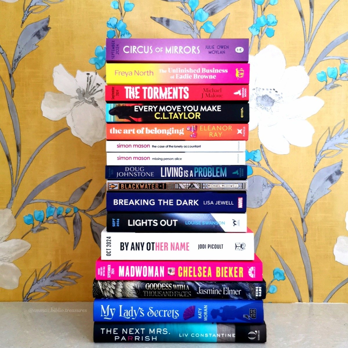 Bibliotreasures's tweet image. Happy September Bibliophiles 😊

Here&apos;s my ambitious TMR stack with lots of @Squadpod3 reads.

What are you hoping to read this month?

#bookstack #BookTwitter #EmmasAnticipatedTreasures
