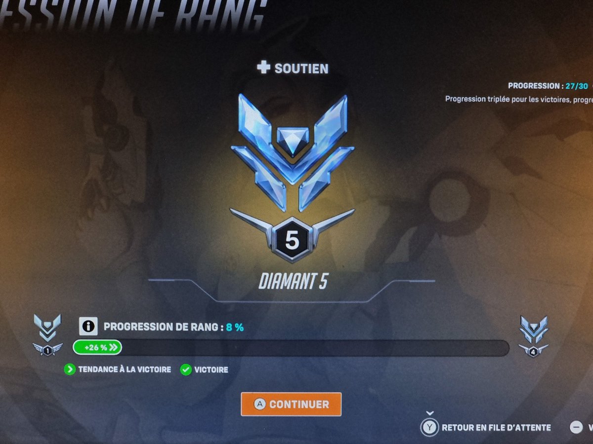 blanche_spl's tweet image. De bronze 3 à diamant 5 la team croyez en vous.

Et nn je ne suis pas une mercy otp merci.