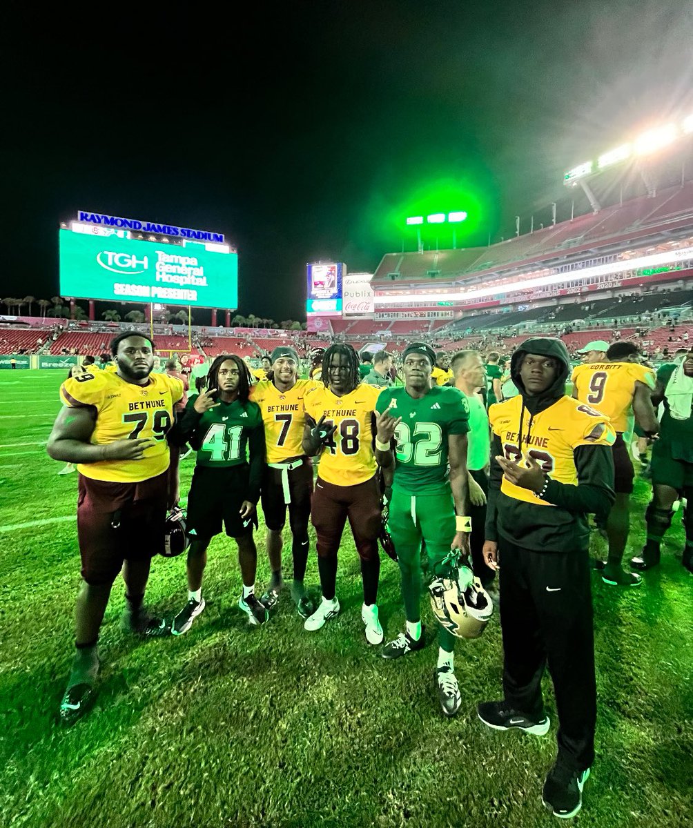 Six Jones Alum all in the same college game. 

Left to Right- Antuan Wells, George Brown, Stephen Sparrow, Dj McCray, James Chenault, Kevin Deceus