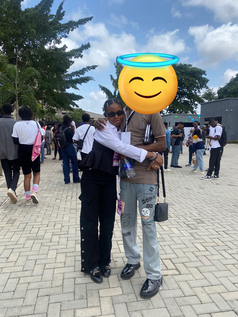 CodedLibra's tweet image. First tech event of the year with great minds. Finally got to meet the devops queen 👸@EhUdosen , senior frontend dev @kelanicodes and amazing designer, @Mi_wunmii  at #FusionTechFest ‘24