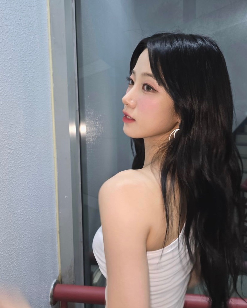 kazuha pics tweet media