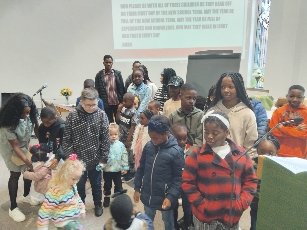 TrinityMboro's tweet image. At Breakfast church today, We started off with Bacon butties in the cloister. Then into church for the service. Where we prayed over our children. Swipe to the video to see a parent absolutely loving one of our songs and having a good boogie @DioceseOfYork  @churchofengland