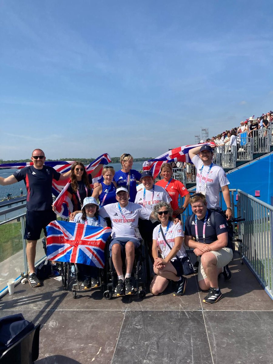 Helene Raynsford (@heleneraynsford) on Twitter photo Brilliant to have heads of the British delegation from <a href="/uk_sport/">UK Sport</a> , <a href="/ParalympicsGB/">ParalympicsGB</a> <a href="/BritishRowing/">British Rowing</a> together witnessing history for British Para-Rowing.
Right on the finish line&able to chat to Athletes before going to the podium!
Thank you <a href="/Paris2024/">Paris 2024</a> for such a good finals day! 🙌 Brilliant to have heads of the British delegation from <a href="/uk_sport/">UK Sport</a> , <a href="/ParalympicsGB/">ParalympicsGB</a> <a href="/BritishRowing/">British Rowing</a> together witnessing history for British Para-Rowing.
Right on the finish line&able to chat to Athletes before going to the podium!
Thank you <a href="/Paris2024/">Paris 2024</a> for such a good finals day! 🙌