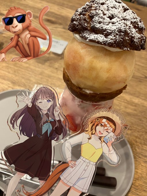 めぐちゃん……ポッケ……桃の丸ごとパフェだよ…… 