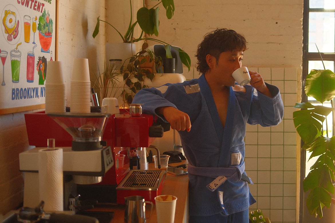 High concept cafe

sprudge.com/kawabonsai-is-…