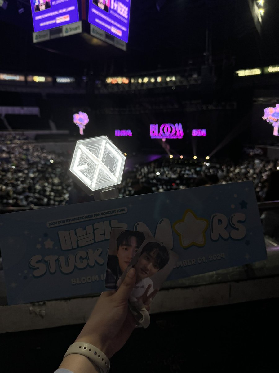 yyparkq's tweet photo. lezgoooo 🥰

#BloomInManila #BLOOM_in_MANILA https://t.co/AMfQa9EeaU