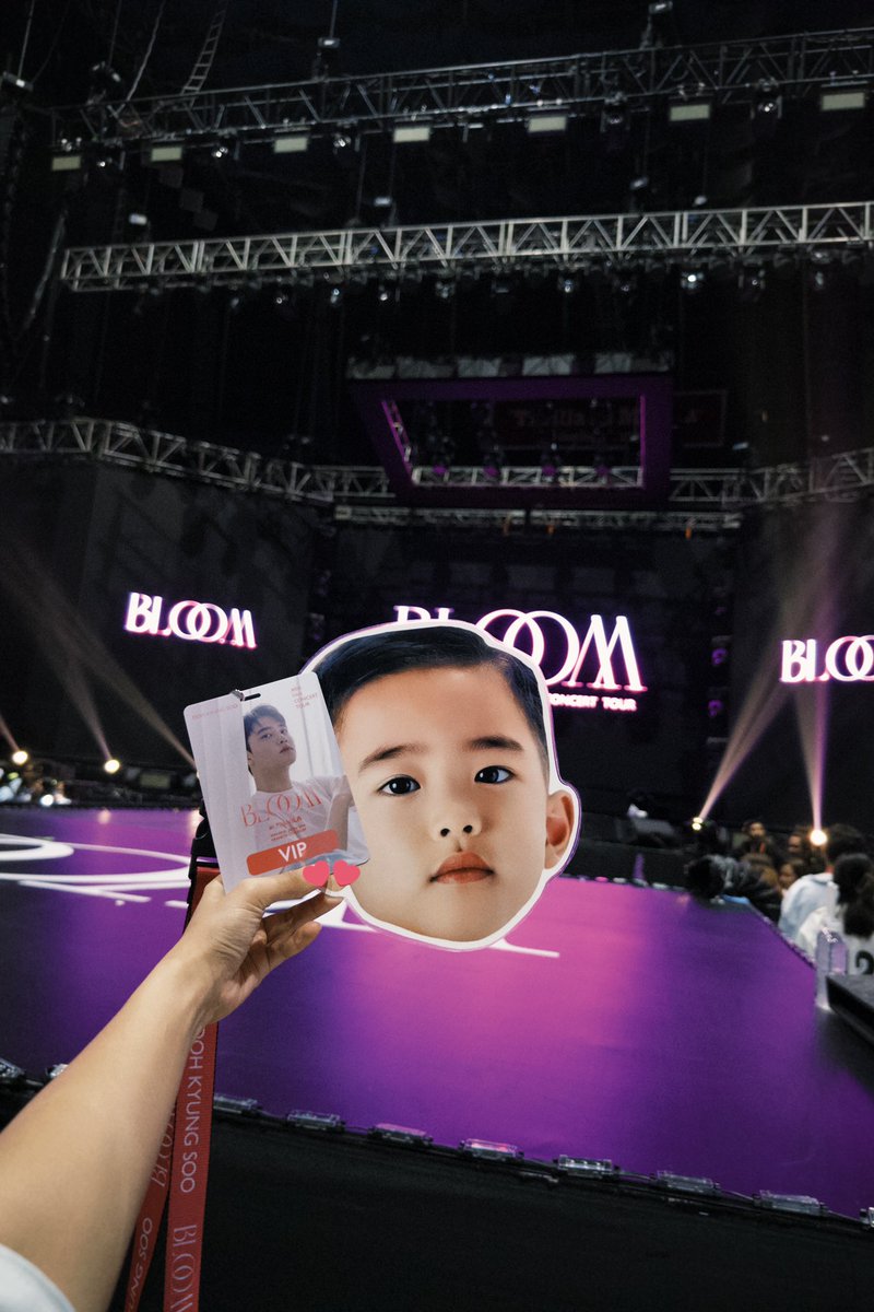 ksoocarteu's tweet photo. see you in a bit mi’ kyungsooyahhh 😭🥹

#DohKyungsooInManila 
#DOHKYUNGSOO 
#DOHKYUNGSOOatTheBigDome https://t.co/qgyRMY030A
