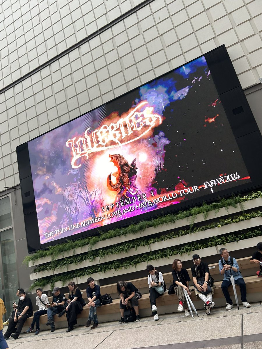 HitoshiTanabe's tweet photo. 有明ガーデンシアターにきました
アリーナとは別だった…
#有明ガーデンシアター
#ラブバイツ
#lovebites https://t.co/jTaOslFvWd