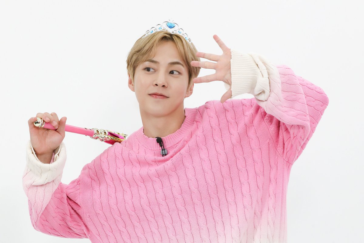 XIUMIN_INB100's tweet photo. 📸 내가 잘 만들어서 600원이 아니었어?🫨🍜 | 아바타 스타 XIU Behind Photo

https://t.co/F3Aje6jSjx

#시우민 #XIUMIN #아바타스타XIU https://t.co/83p3j39ER2