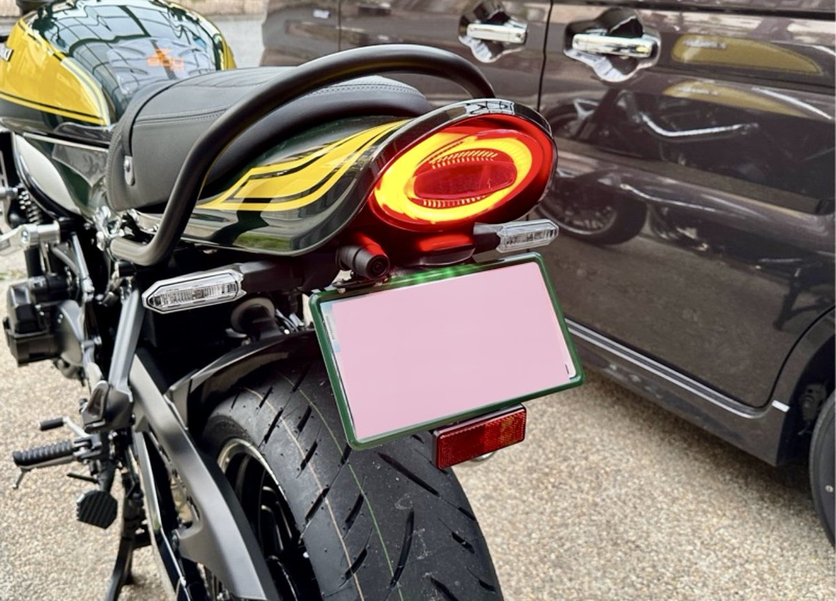 transport3333's tweet photo. ARCHI アーキ BIGステムエンブレム KAWASAKI大文字 ブラック
POSH) バイク用品 ドライブレコーダーフロントカメラステー エンブレム用
メーカー違うし付くのか不明やったけど無事に思ってた通りに取付出来ました
#KAWASAKI
#z900RS
#yellowball
#ARCHI
#ステムエンブレム
#POSH https://t.co/OJi24gudMT