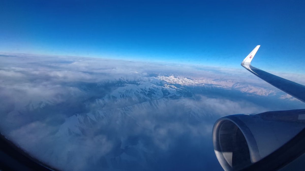 我喜欢在旅途中写生，我喜欢大自然的美！