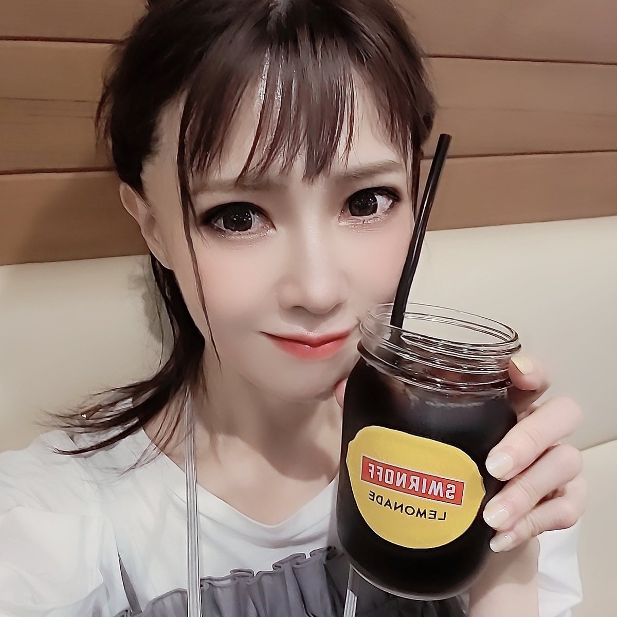 9373Hina's tweet image. #PANSEHOUSE で1人打ち上げ🤣
ミートパティが美味しすぎた♥️
２軒目は 韓国で人気 #DONUTSHOP でクァベキのソルティキャラメル味を🎵
バターが乗ってて濃厚🎉モチモチしてて美味しいの😍
3軒目に #IMAGAWASAND でりんご飴🍎 
食べやすいサイズに切ってもらえたー❣️お口直しに🤤
もぅお腹が破裂しそう😂