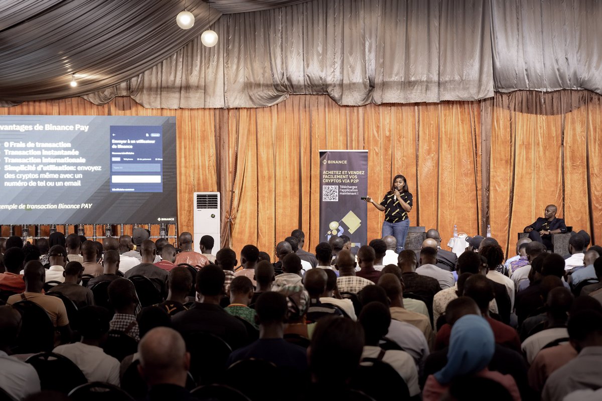 binanceafrique's tweet photo. Communauté Malienne 🇲🇱 🙌🏽

Plus de 300 passionnés de crypto nous ont rejoints pour notre tout premier meetup, et c'était au-delà de nos espérances !

Nous sommes impatients de continuer à faire grandir cette incroyable communauté. 🚀

#BinanceMeetupBamako https://t.co/7qz0Ex85KC