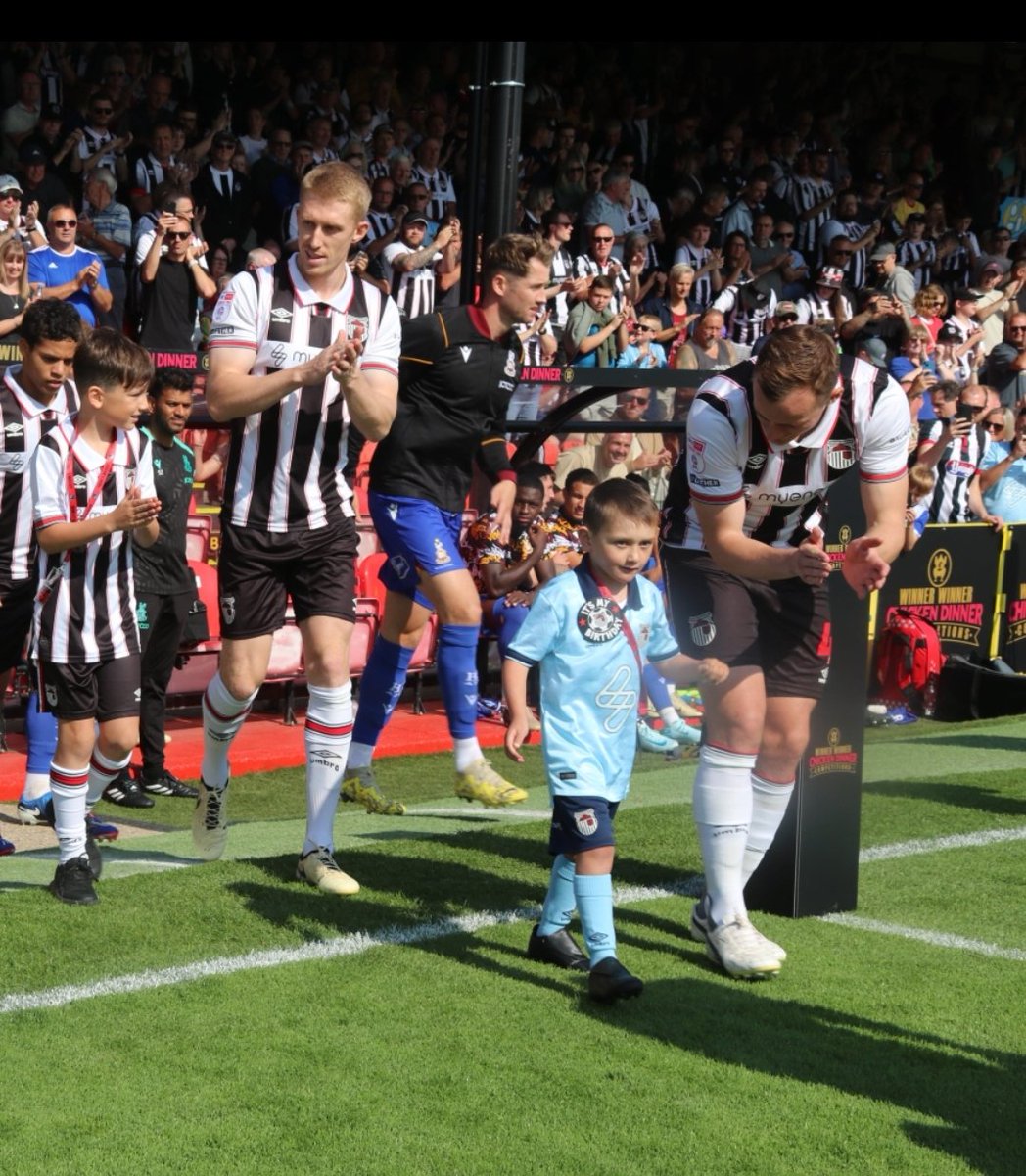 michellelouiseh's tweet photo. There is no better way to kirk start your birthday celebrations than to be a mascot for his favourite team on earth. He got to walk out with Kieran Green, too π₯°
Happy 8th birthday to my favourite boy. I love you so much, forever proud πππ
#gtfc #Mascot #brithday #8today https://t.co/ouJkw3aXyv