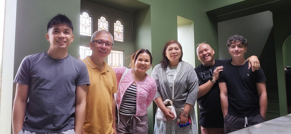 dence10's tweet photo. @FSNA_UK officers' team building &amp; activity planning w/ Chair @Louie_Horne Vice Chair @jen_cag Finance Officer @kierarvin10 Comms Officer @WBurog &amp; Gen Secretary @dence10 https://t.co/n7fDL2g5GW