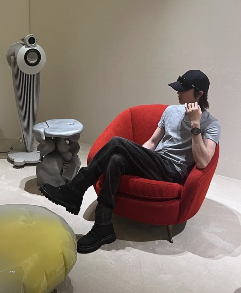 MINGHAO NEW IG POST OH MY GOD 🫠