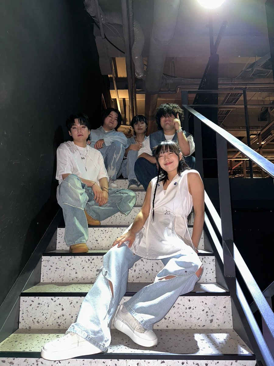 yudabinband's tweet image. FOUND OUT! 3회차☘️

여러분과 함께 찾은 행복, 그 축제 같은 하루에는 언제나 토리와 자리했다는 점!

FIND OUT!과 FOUND OUT!은 끝났지만…👀 다가오는 9월과 10월도 유다빈밴드는 준비한게 많습니다🥰

또 함께 해요 어제도 오늘도 내일도요!!! 감사합니다🫶

#유다빈밴드 #YdBB
#FOUNDOUT