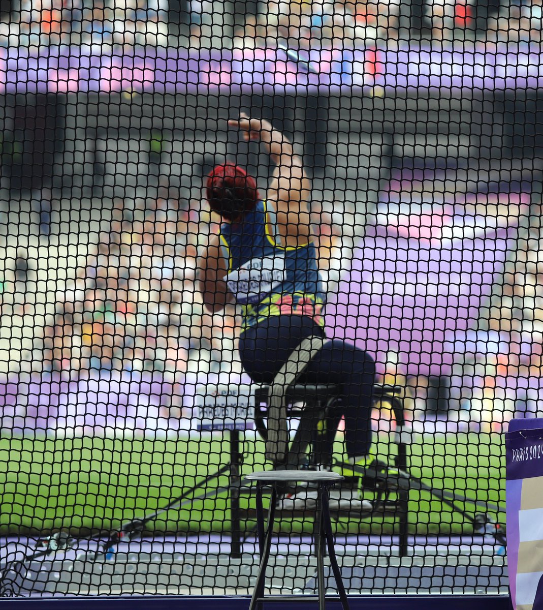 GRACIAS Jeniffer Paredes por llenarnos de orgullo y alegría. Sexta casilla y diploma paralímpico📜 en lanzamiento de disco F57 femenino en #Paris2024, mejorando tu marca personal en 30.12m 👏🏼👏🏼
#ValleEnParís2024 #JuegosParalímpicos 

📷: Cortesía Latincolor Sports