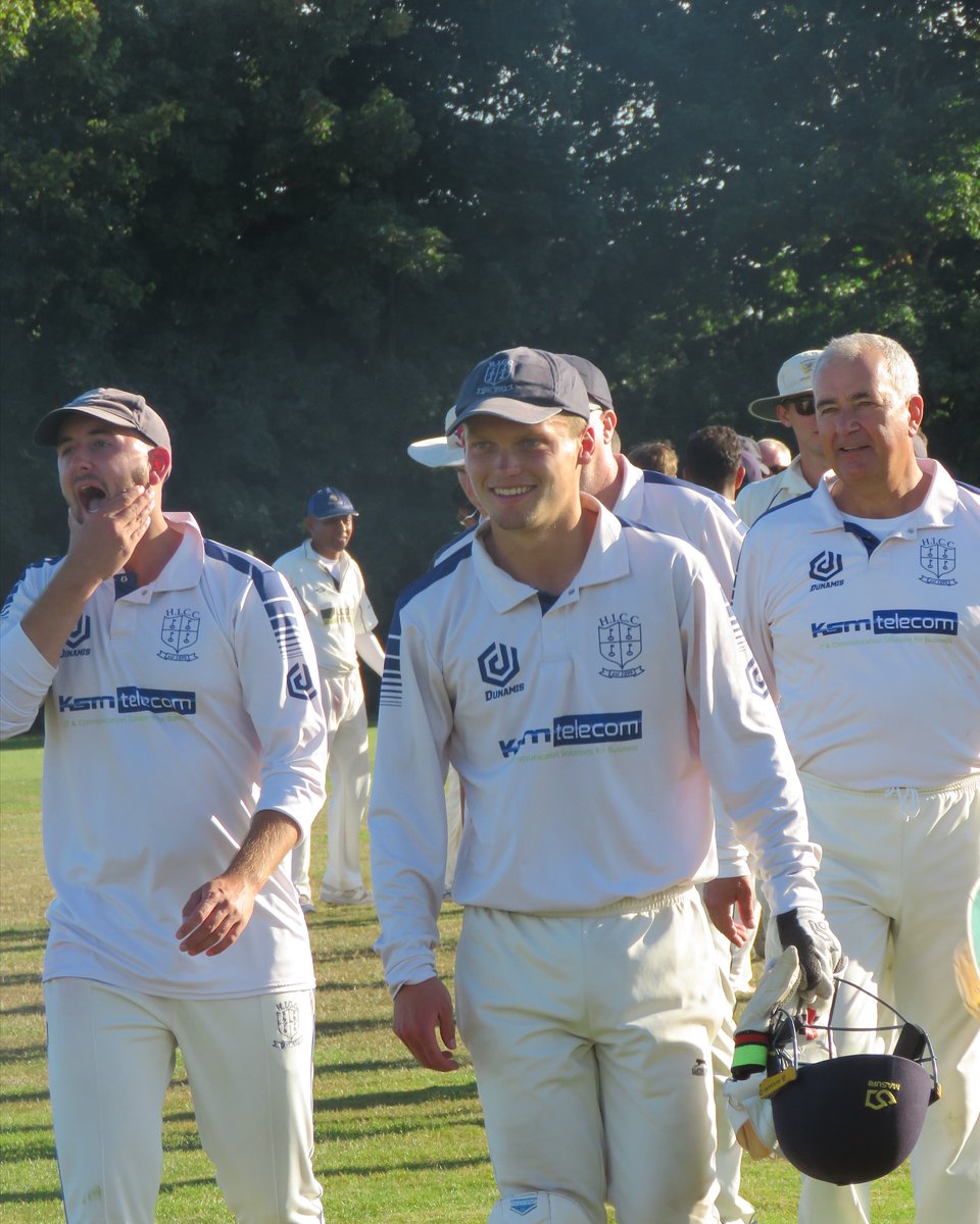The English summer might not have seen much cricket under the sun, but our cricket wear certainly shines brilliantly whenever the sun does make an appearance.

dunamis-sports.com⁠

📸 Hayling Island Cricket Club
⁠
#dunamissportswear #cricketwear #teamcricket
