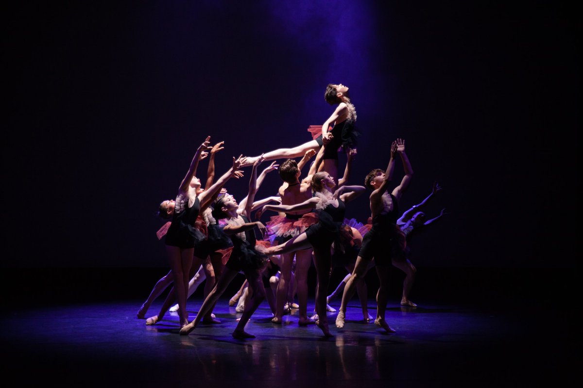 ONE WEEK TO GO! Catch ‘Evolving Visions’ at Sadler's Wells next Sunday (8th September) at 7.30pm!

Click the link below to book your tickets!
🔗 sadlerswells.com/whats-on/natio…

📸 Lachlan Monaghan