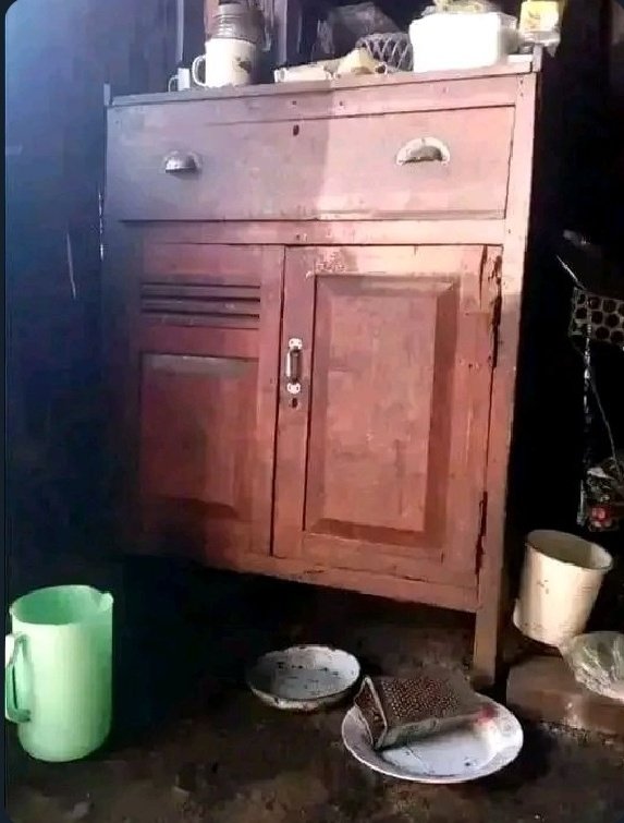 marto254_'s tweet photo. If you owned this at home, then you come from a rich family https://t.co/6DDWULnCgT