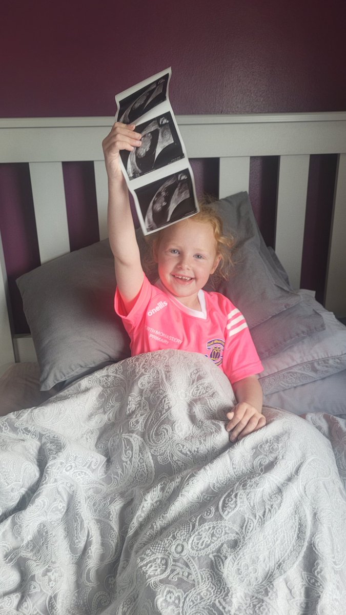 A week of smiles in the Hunt household... 
First day of big school and learning your becoming a big sister all in the week