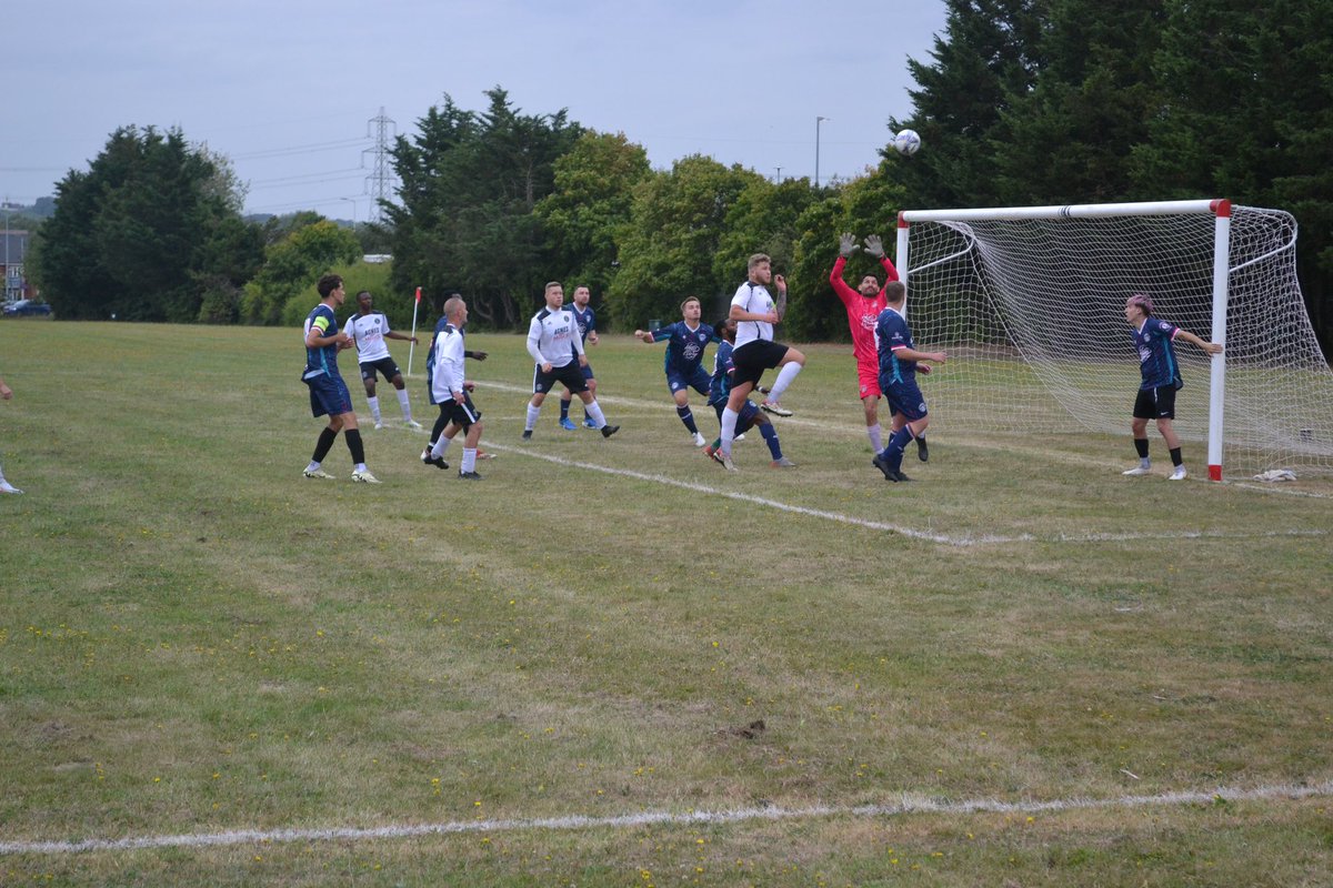📸 vs <a href="/CavershamUnited/">Caversham United FC</a>