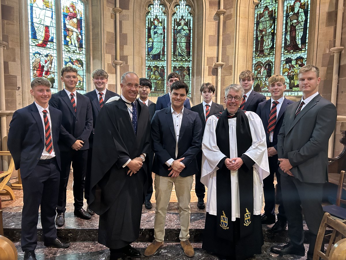 ReptonLife's tweet image. Many thanks to @ReptonTheCross OR Josh who spoke to us in Chapel this morning. Always lovely to welcome back members of our Repton community to lead the Service. Thanks too to the Cross for serving us coffee. Lovely to hear the @ReptonMusic choir singing so beautifully too.