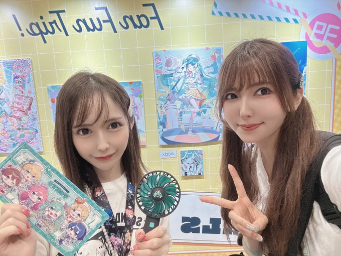 るーちゃんとマジカルミライいってきました！☺❤️  企画展もるー来てからもっかい行って、くじとか引きに行った☺🌻  今年も最高でした🥺❤️  るー忙しい中今年もありがとう🥰 https://t.co/