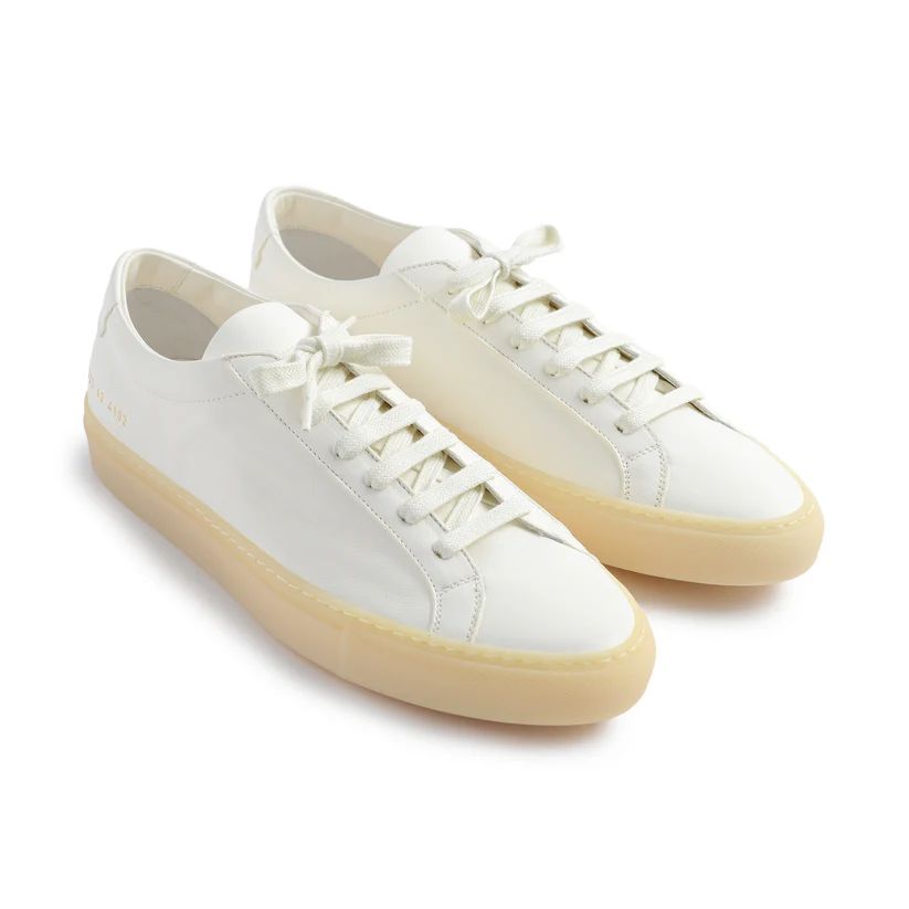 Common Projects Achilles Contrast Sole Sneakers Common Projects' traditionally tonal Achilles low-cut sneaker gets a slight boost of color. buff.ly/4gbxAP1 #commonprojects buff.ly/4g7XjHN #shoes #sneakers