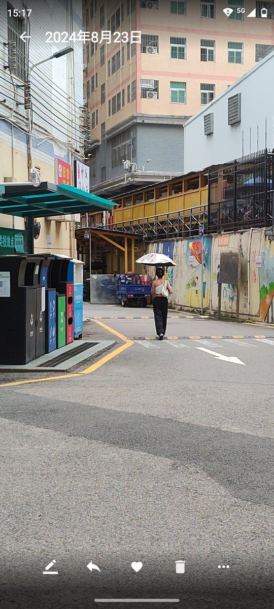 dashuikenglaoge's tweet image. 9月你好