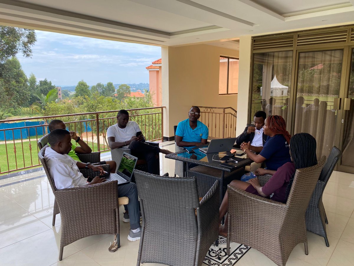 RAC_Bwebajja's tweet image. Our Projects Team met this morning for an update on ongoing and upcoming projects. We're committed to serving our communities in bigger and better ways, with a renewed focus on impact and innovation. Together, we are making a difference! #RotaractInAction #ServiceAboveSelf