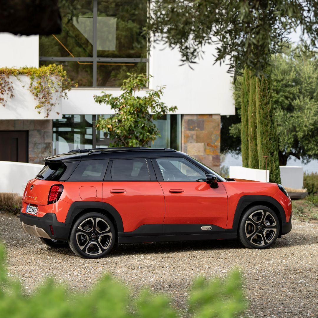 The all-new fully #electricMINI Aceman is making waves at #GoodwoodRevival 2024 from 6th to 8th September! Check out the all-new MINI Aceman, featuring a sleek design and a state-of-the-art circular OLED infotainment screen.

What do you think of the new #MINIAceman?