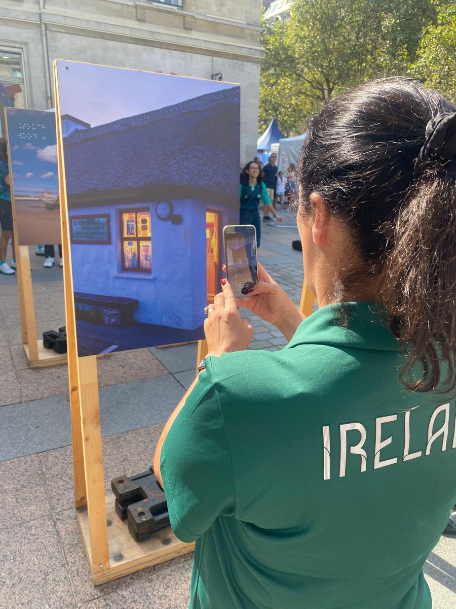Wonderful to visit the immersive 'Ireland at your Fingertips' exhibition in Paris, which also raises awareness about visual impairments during the Paralympics. 

ireland.ie/en/visit/irela…
