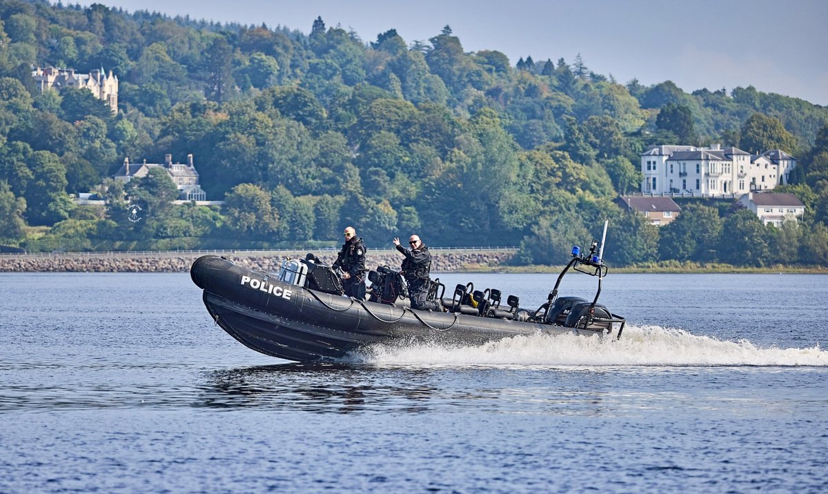 DougieCoullPix's tweet photo. Few more from yesterday’s arrival.

#shipping #submariner #submarine #hmnbclyde #royalnavy #vanguardclass #silentservice https://t.co/mFQ9LjiqjK