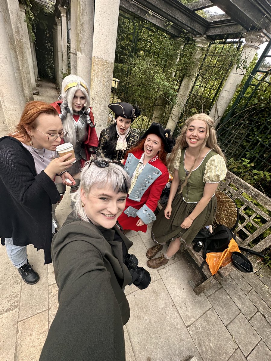 anny ✨ ➡️ Dreamhack Bham tweet media