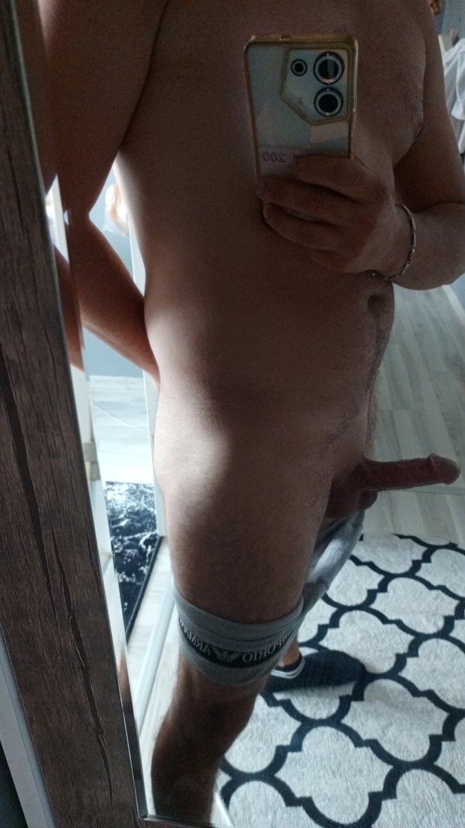 Karabük merkez 24 yaşında aktifim yeri olan genç pasifler dm ❤❤#karabukgay #karabukpasif <a href="/gayarabul/">❤️GAY ARA BUL❤️</a>