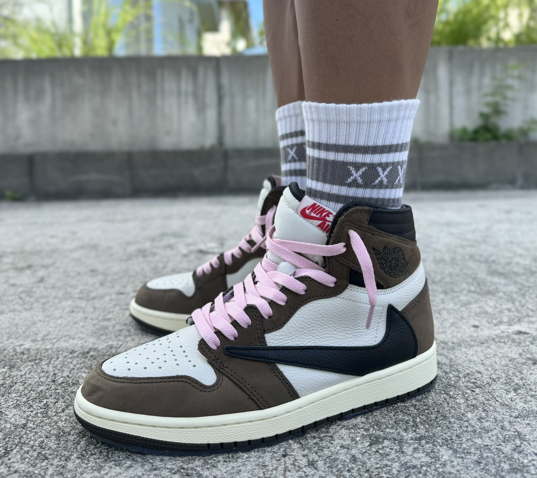 ★NIKE x TRAVIS SCOTT★AIR JORDAN 1 RETRO HIGH OG SP★追跡可 Jordan 1 Retro High OG SP Travis Scott Mocha Men's - CD4487