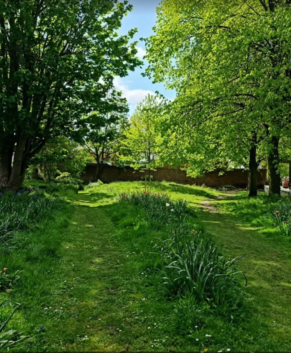 It’s Park of the Month time again, and now for something a little different. 
When is a park not a park? To see the answer to that check out:
ealingparks.foundation