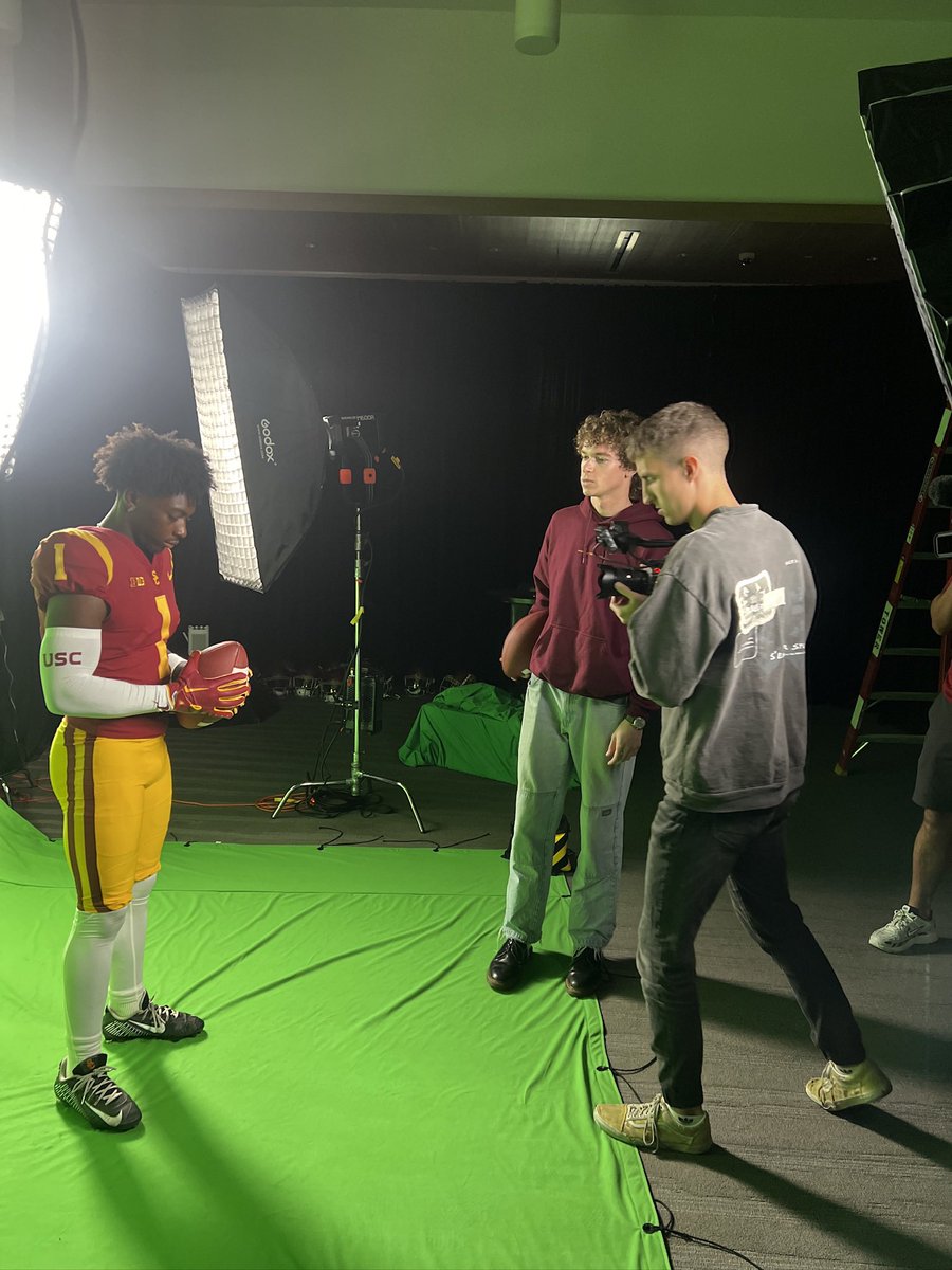 Radmen Niven tweet media