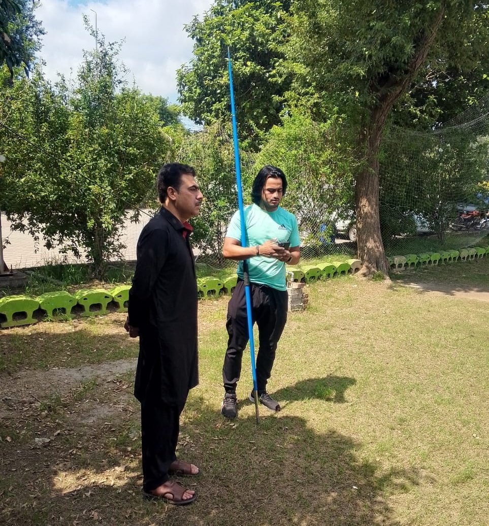 After Arshad Nadeem’s success, the spotlight seems shifting to javelin throw. The PSB DG Yasir Pirzada had met Yasir Sultan, Pakistan's 2nd best javelin thrower after Arshad and assured him of full support. The DG also promised to get a new javelin for him as Yasir is currently