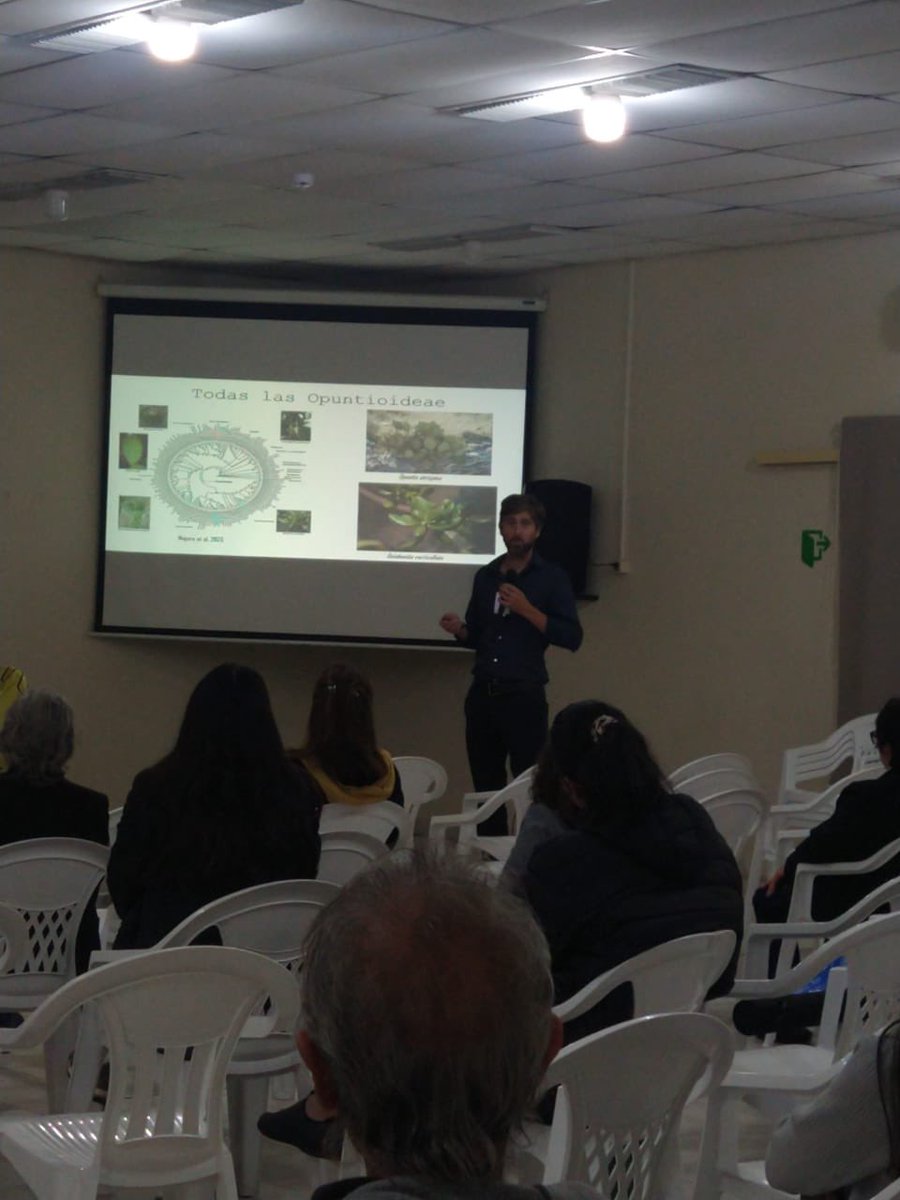 Lucas C. Majure (@gloquidias) on Twitter photo Fue un honor participar en la V Jornada de la Flora Paraguaya! Aprendí tanto y pude visitar a los herbarios para ver sus valiosos especímenes. @FLAS_herb <a href="/FloridaMuseum/">Florida Museum</a> Fue un honor participar en la V Jornada de la Flora Paraguaya! Aprendí tanto y pude visitar a los herbarios para ver sus valiosos especímenes. @FLAS_herb <a href="/FloridaMuseum/">Florida Museum</a>