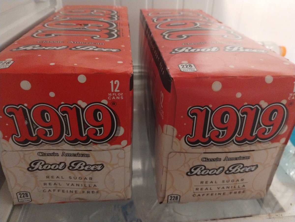 RedGrizzBear's tweet photo. Thank you @HyVee for selling @1919rootbeer  it is worth the 2 hour road trip https://t.co/1qqBMmUPQ3
