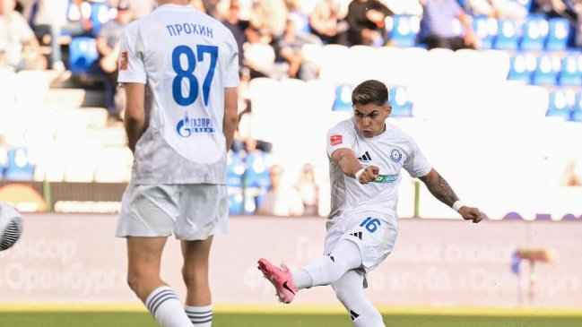 La Roja de Chile tweet media