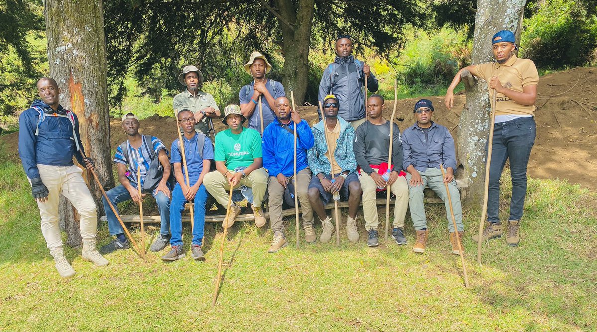helloshinetour's tweet photo. We did Muhabura Volcano hike, and what an experience it was! 
Out of the 12 of us, 9 reached the summit and this is a true achievement and a testament to the strength and determination of our group. 
The challenges along the way only made the victory at the top even sweeter. https://t.co/H9u2R75Hmy