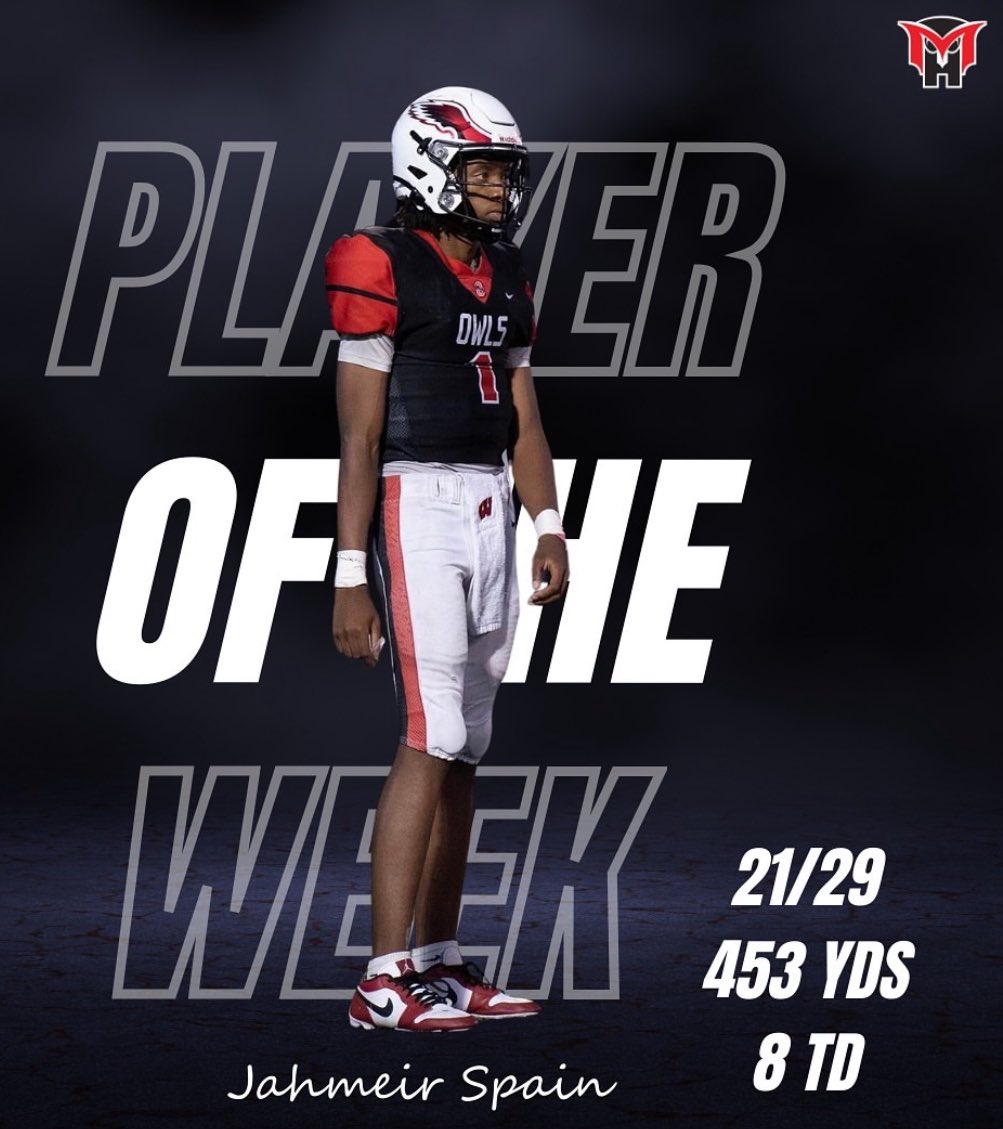 Jahmeirspain7's tweet photo. Blessed !!! 
Player of the week 
Rebroken records : passing in game and passing tds in game !!
This my year yall just gotta tune in and watch !! 🫡 https://t.co/0Q5ci2fUcw